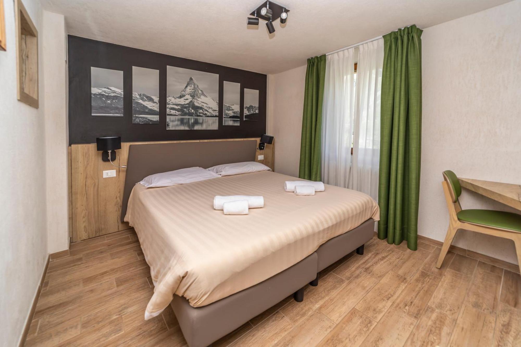 Hotel Petit Palais Breuil-Cervinia Habitación foto